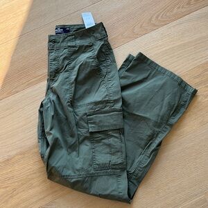 NWT green cargo pants